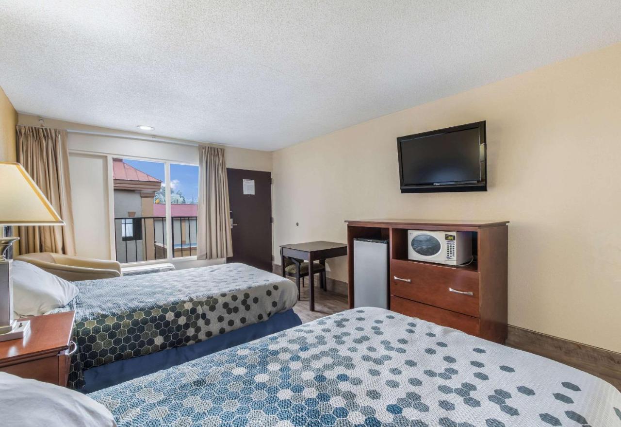 Hotel Econo Salisbury